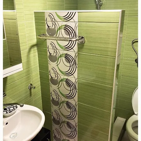 Jelena, Tara Lägenhetshotell 3*