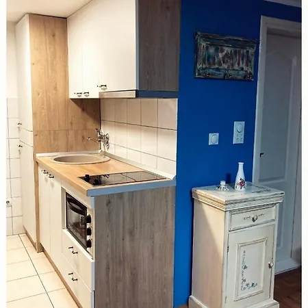 Lägenhetshotell Jelena, Tara Kaludjerske Bare