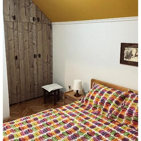 Jelena, Tara Aparthotel